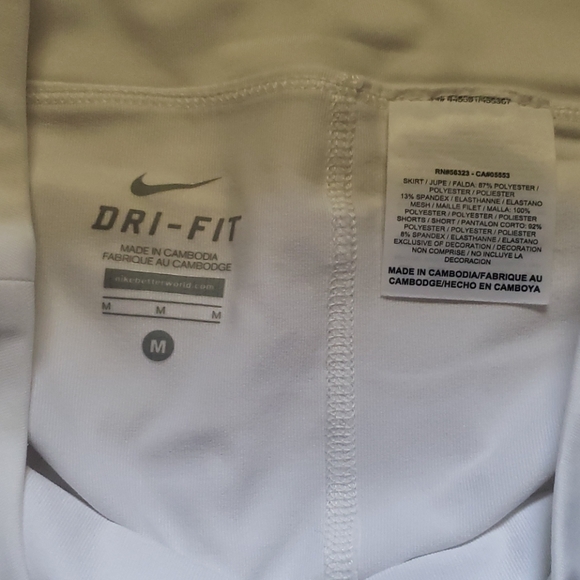 Nike Dri-Fit Mesh Skort/Skirt Medium - Picture 2 of 3